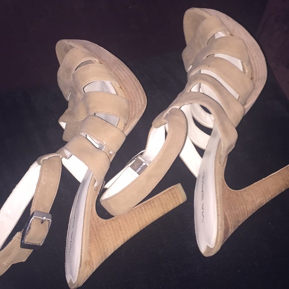 Via Spiga stacked heels with leather upper - Picture 3 of 4